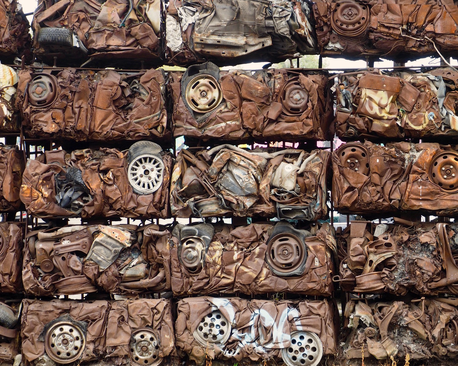 Wat doet een autosloperij