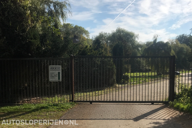 Autodemontagebedrijf Akkie Stomphorst