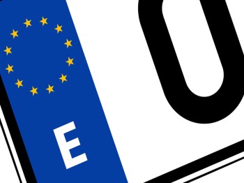 Spaanse auto naar de Nederlandse autosloperij, kan dat?