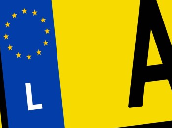 Luxemburgse auto naar de Nederlandse sloop brengen, kan dat?
