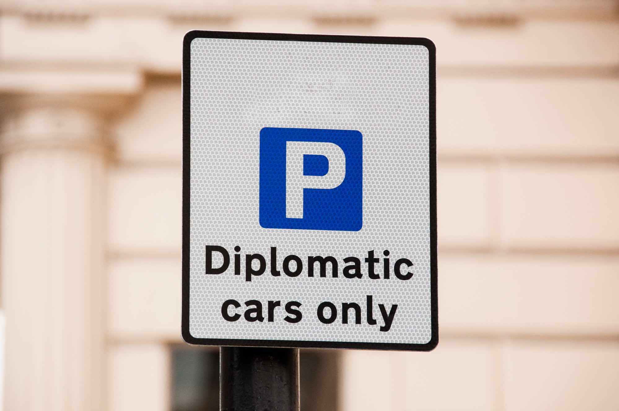 Diplomaten kenteken auto