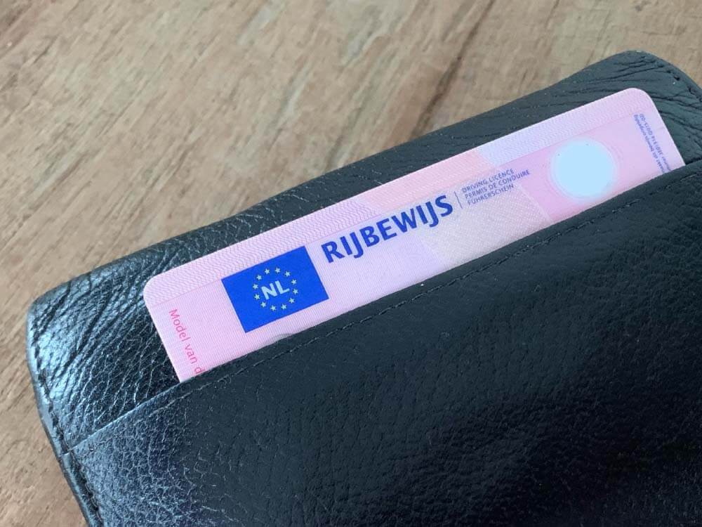 Rijden Zonder Rijbewijs Op zak, Mag Dat? Autosloperijen.nl